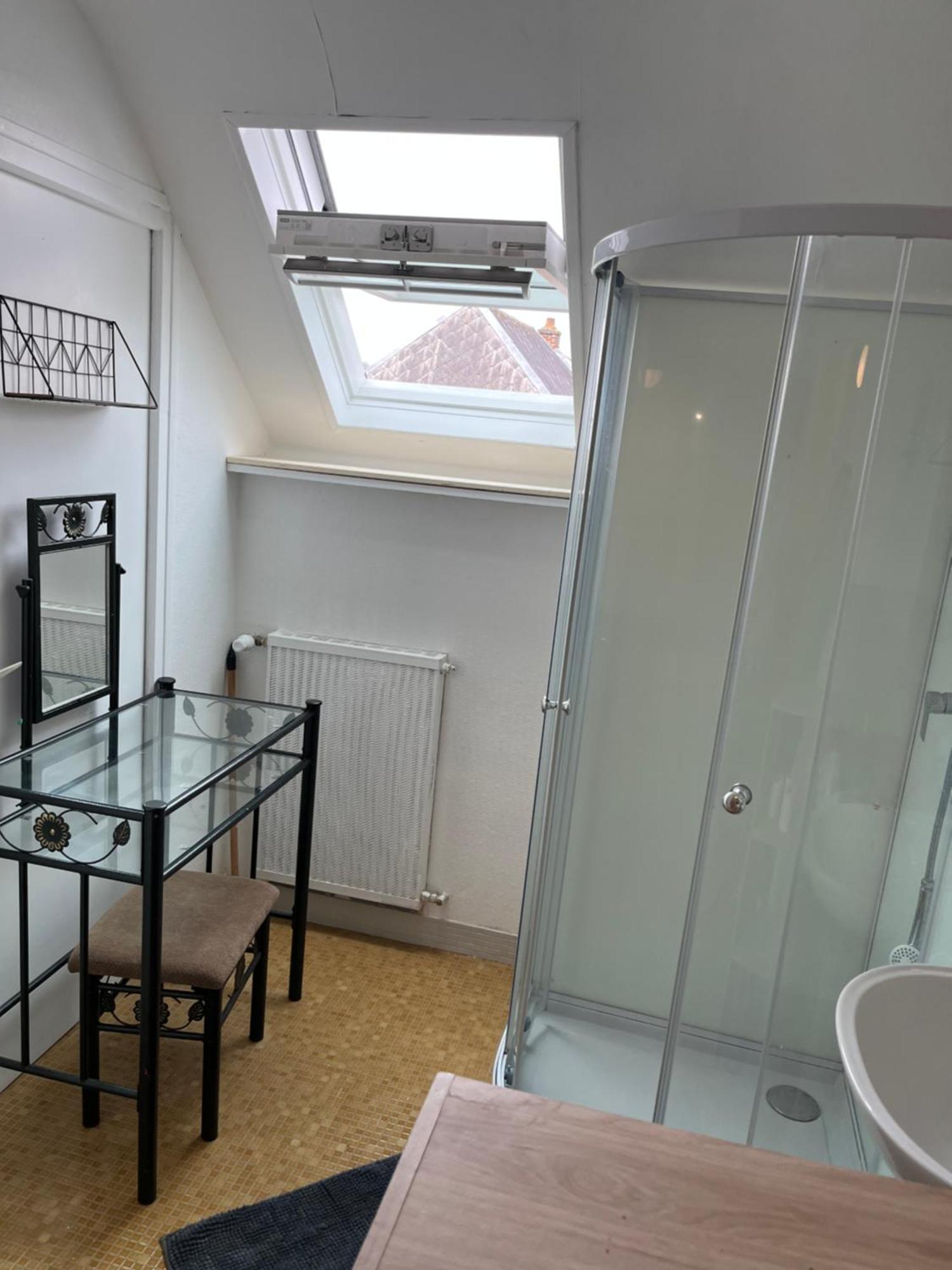 Gite De La Nievre - Centre Ville-2E Etage Flixecourt ภายนอก รูปภาพ
